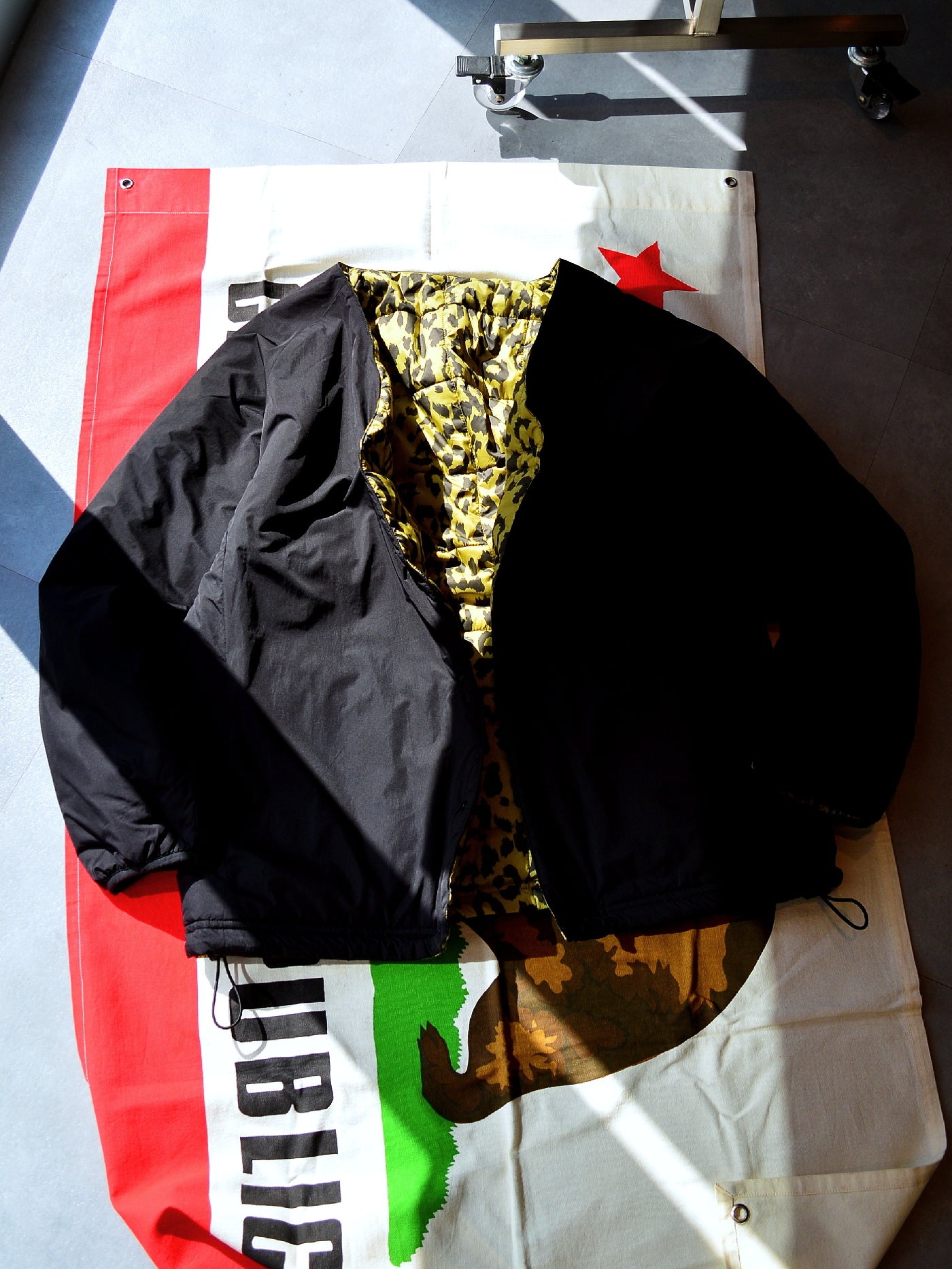 【10.12 (Sun) Release】WAX | Reversible Nylon Cardigan