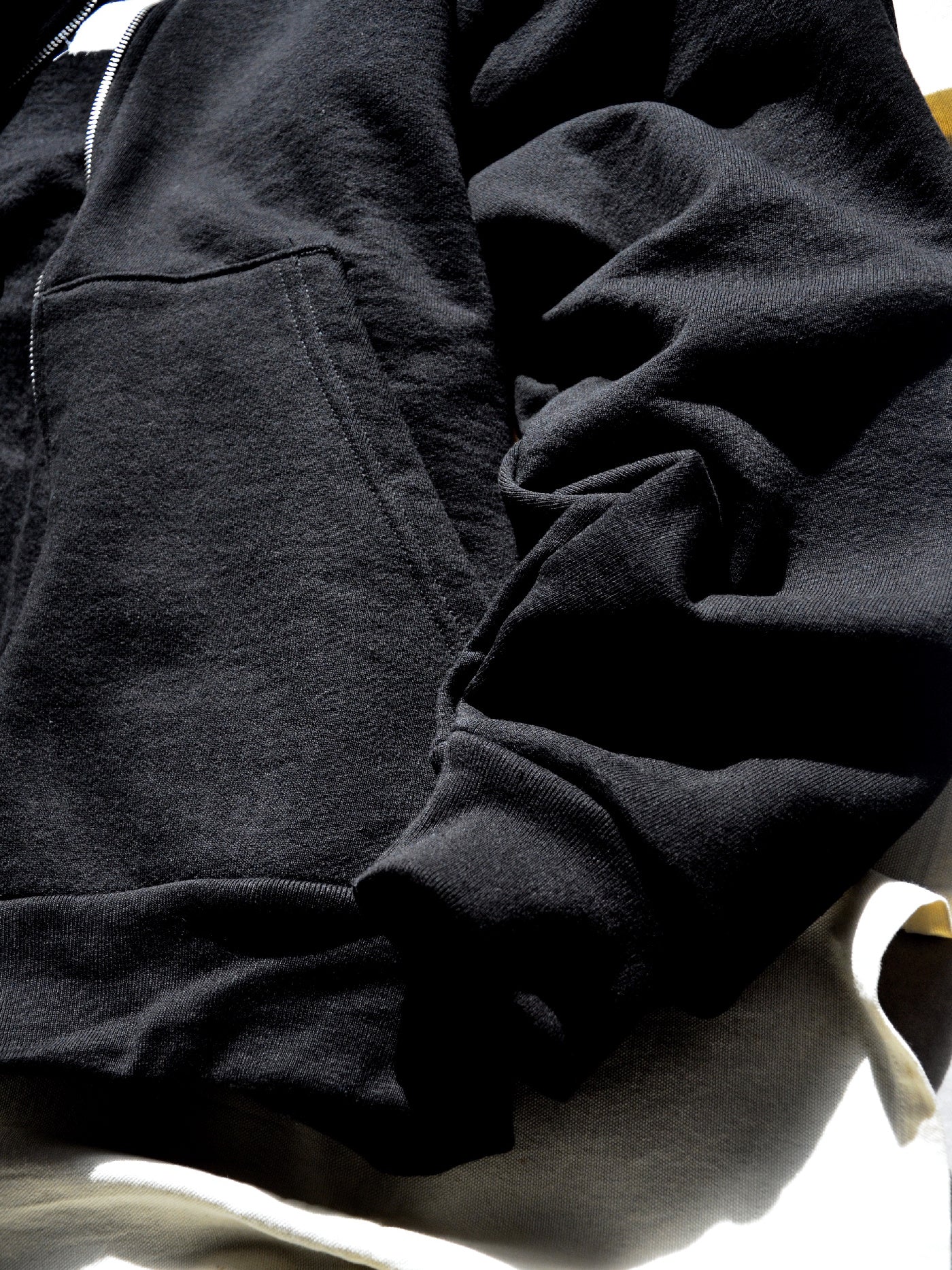 MINE USA | Embroidery Zip Up Hoodie - Black