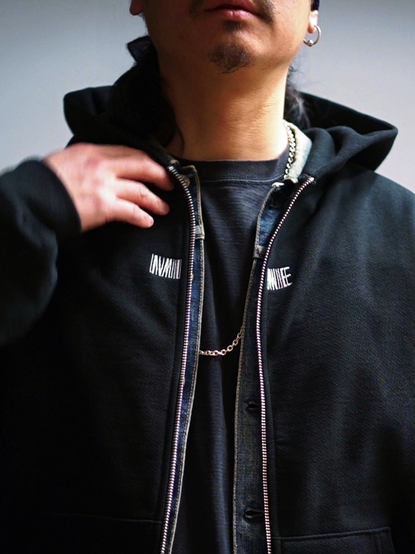 MINE USA | Embroidery Zip Up Hoodie - Black
