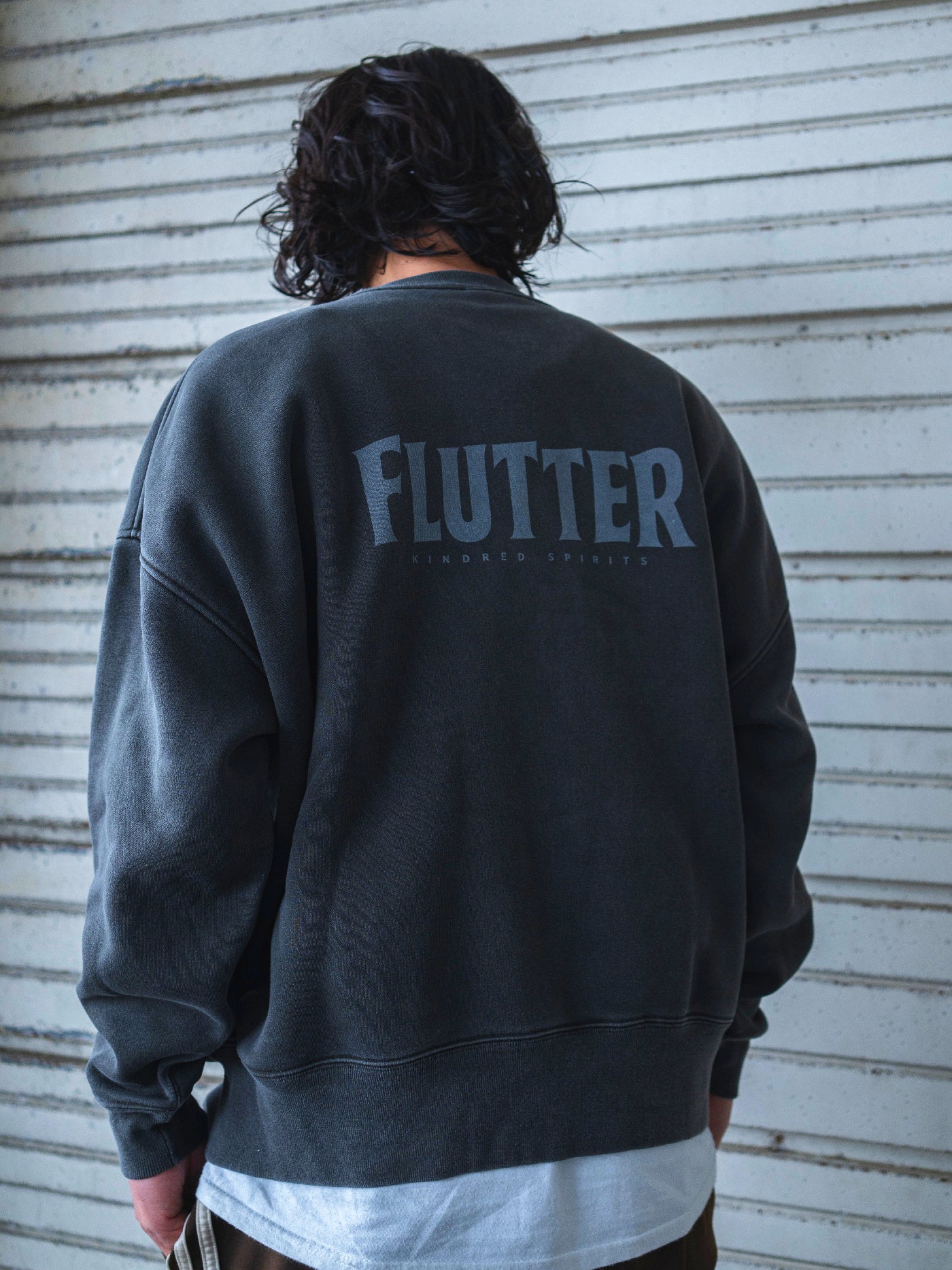 【2.25 (Tue) 12:00 Release】FLUTTER | Pigment Dye Origin logo B/S Sweat - Black