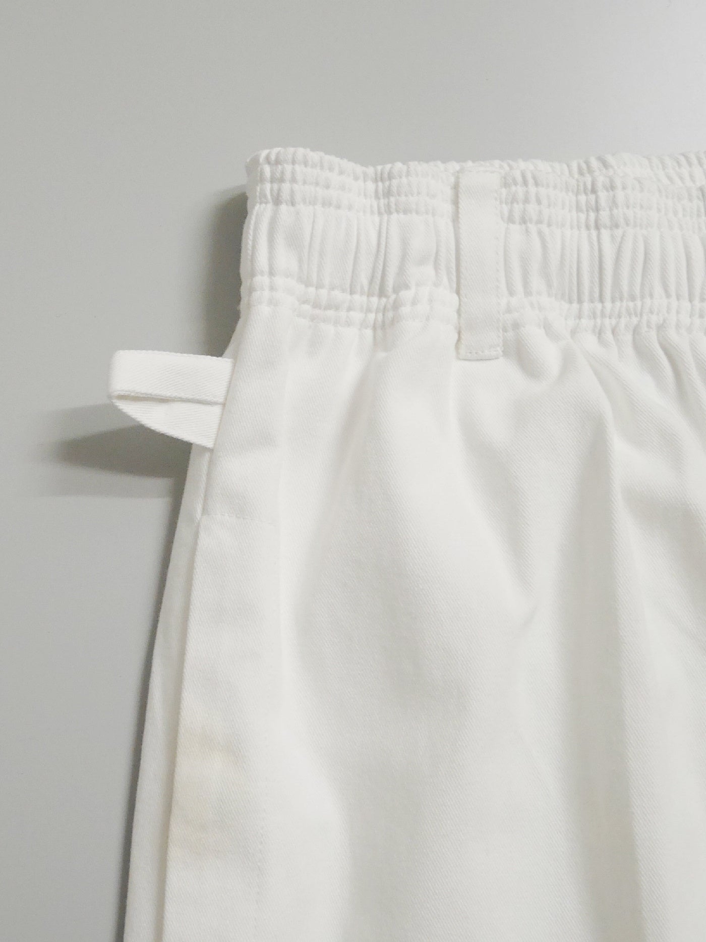 FLUTTER | The Holiday -Comfy fit- Cotton Twill Easy Pants - White