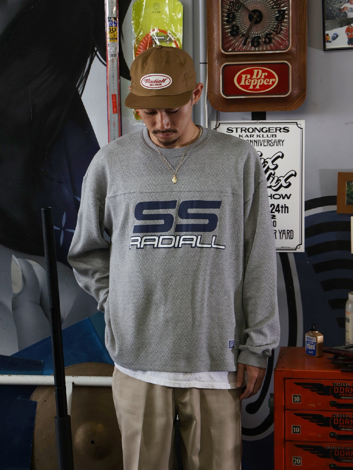 【10.11 (Sat) 12:00 Release】RADIALL | Coupe - FOOTBALL SHIRT L/S - Gray
