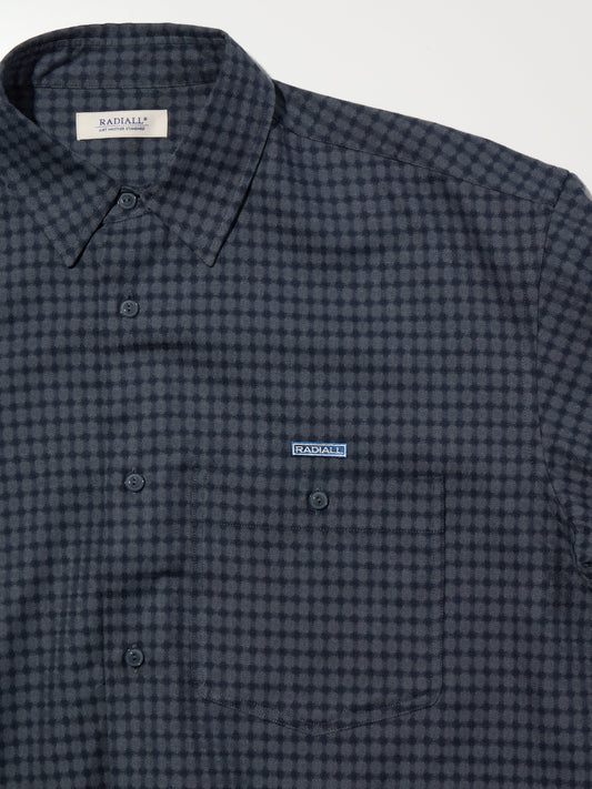【4.11 (Sat) 12:00 Release】RADIALL | Dim - REGULAR COLLARED SHIRT L/S - Ink Black