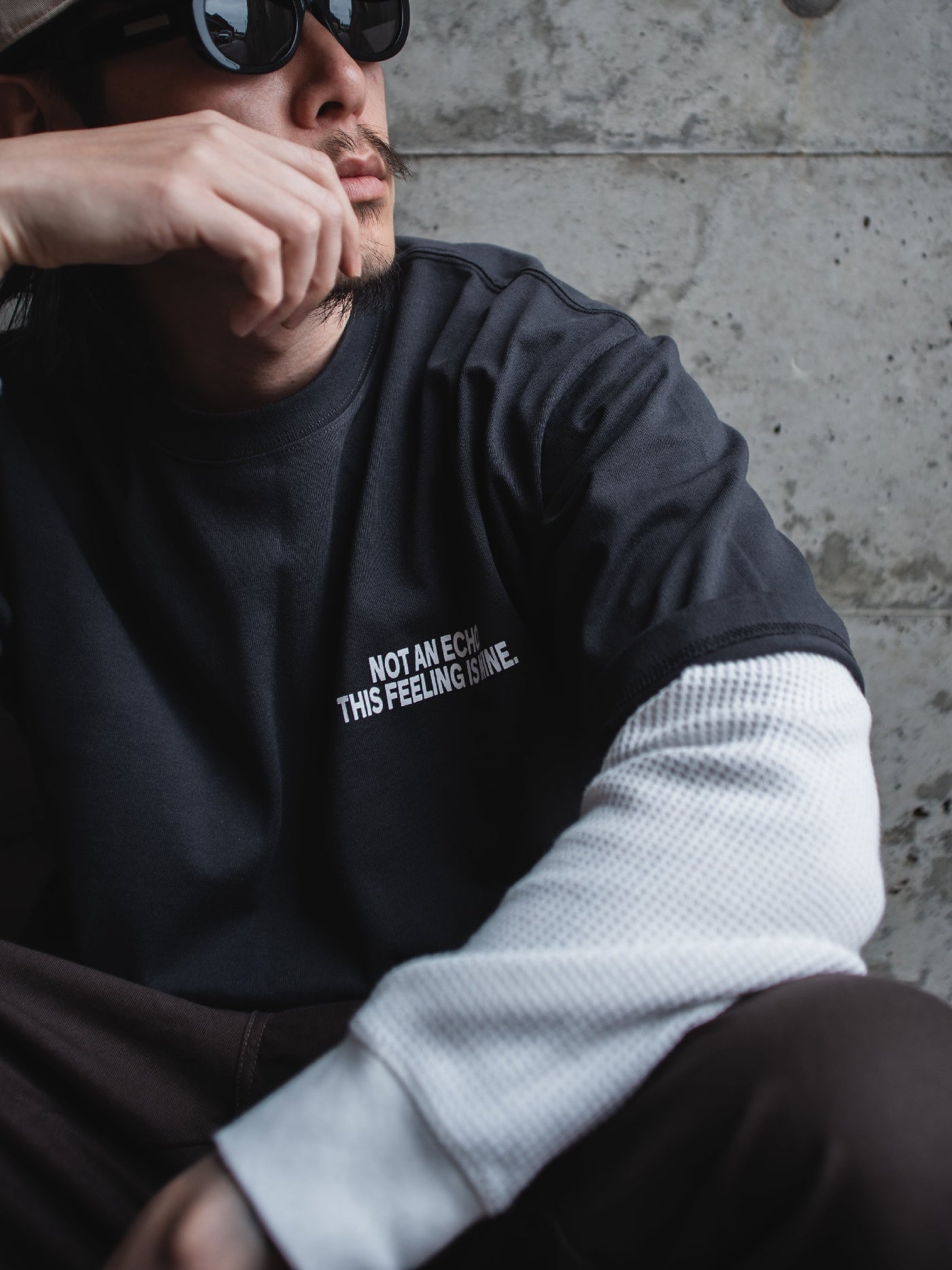 【5.3 (Sun) 12:00 Release】FLUTTER | USA Cotton Graphic Tee - Sumi